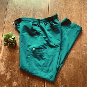 Figs Hunter Green Yola Skinny scrub pant
